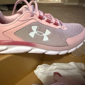 UA W Charged Assert 9 Marble sneakers